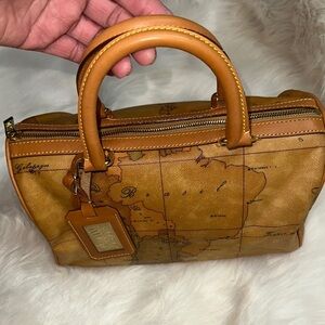 Alviero Martini Tan Map Design Handbag